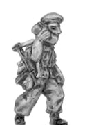 NEW - Legionnaire with radio telephone in beret (15mm)