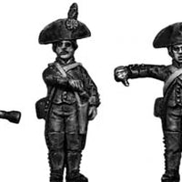 Foot artilleryman, bicorne, regulation uniform, loading (28mm)