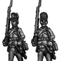 Hungarian Fusilier NCO, marching, casquet (28mm)