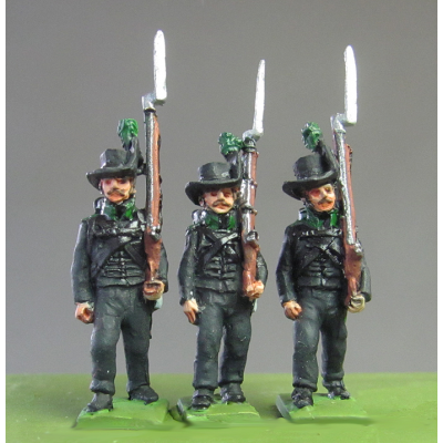 Avantgarde Muskets marching, Waterloo (18mm)