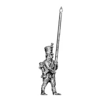 Musketeer standard bearer, shako (18mm)