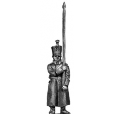 Musketeer standard bearer, shako, greatcoat (18mm)